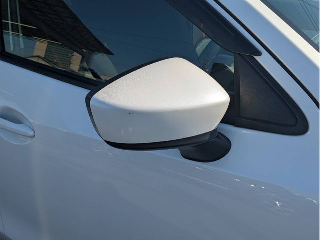 MAZDA DEMIO 4WD 2015 Image 31