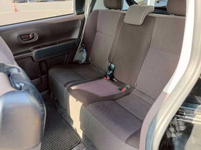 TOYOTA PORTE 2013 Image 31