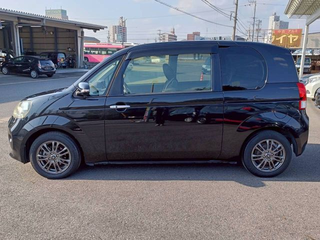 TOYOTA PORTE 2013 Image 31