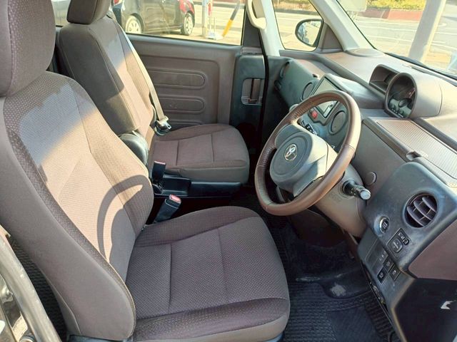 TOYOTA PORTE 2013 Image 31