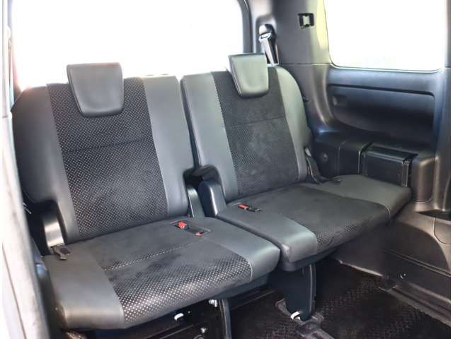 TOYOTA VOXY 2021 Image 31