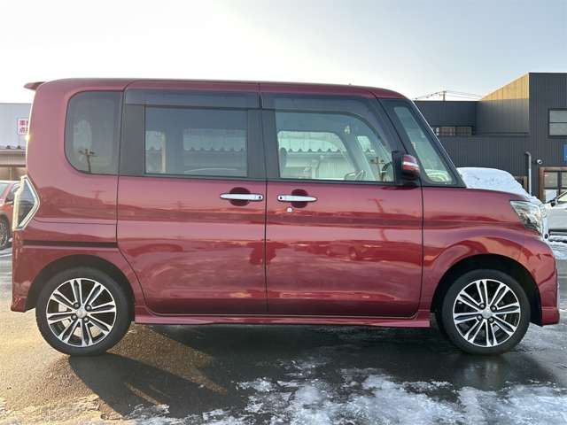 DAIHATSU TANTO CUSTOM 4WD 2017 Image 31