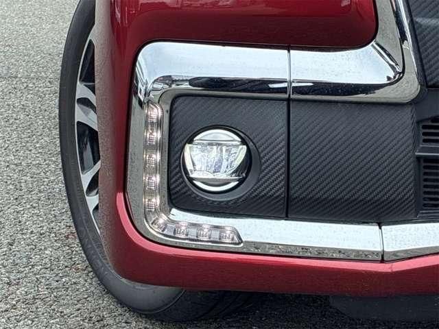 DAIHATSU TANTO CUSTOM 4WD 2017 Image 31