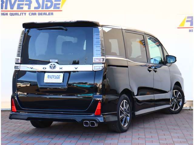 TOYOTA VOXY 2017 Image 31