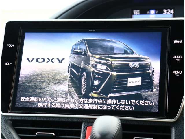 TOYOTA VOXY 2017 Image 31
