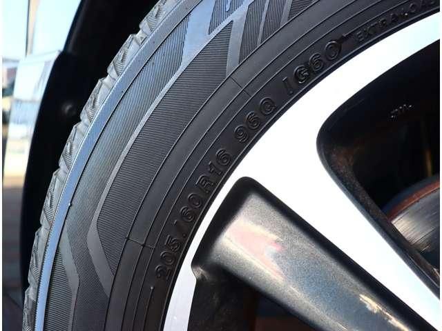 TOYOTA VOXY 2017 Image 31