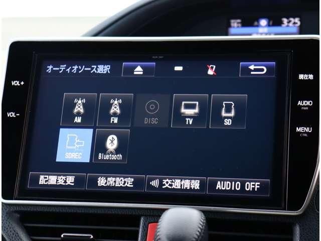 TOYOTA VOXY 2017 Image 31