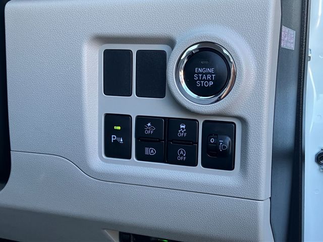 TOYOTA PASSO 4WD 2023 Image 31