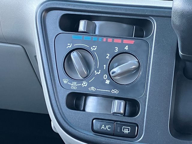 TOYOTA PASSO 4WD 2023 Image 31