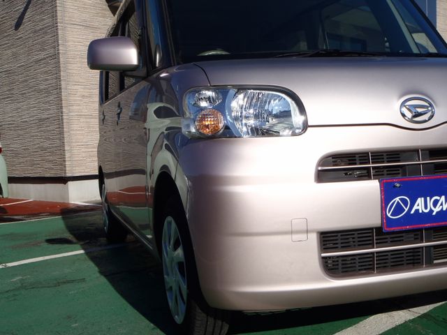DAIHATSU TANTO 2012 Image 31