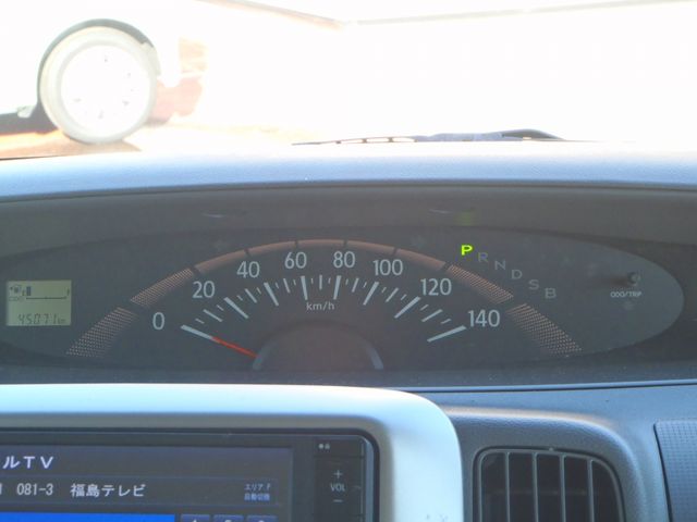 DAIHATSU TANTO 2012 Image 31