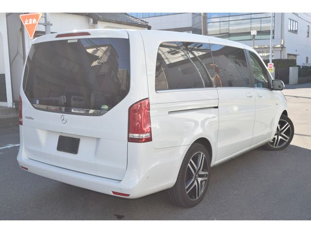MERCEDES BENZ V CLAS 2015 Image 31