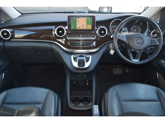 MERCEDES BENZ V CLAS 2015 Image 31