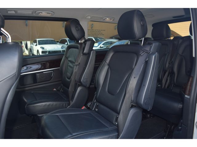 MERCEDES BENZ V CLAS 2015 Image 31