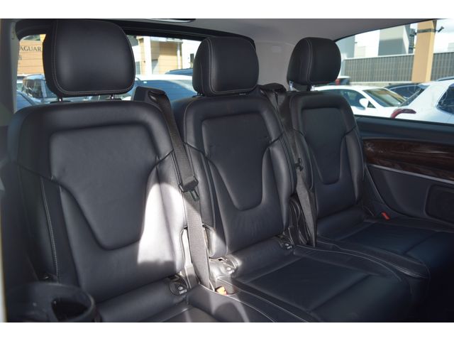 MERCEDES BENZ V CLAS 2015 Image 31