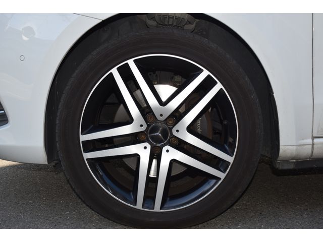 MERCEDES BENZ V CLAS 2015 Image 31