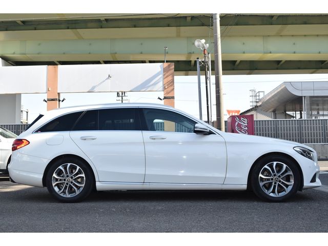 MERCEDES BENZ C CLAS 2016 Image 31