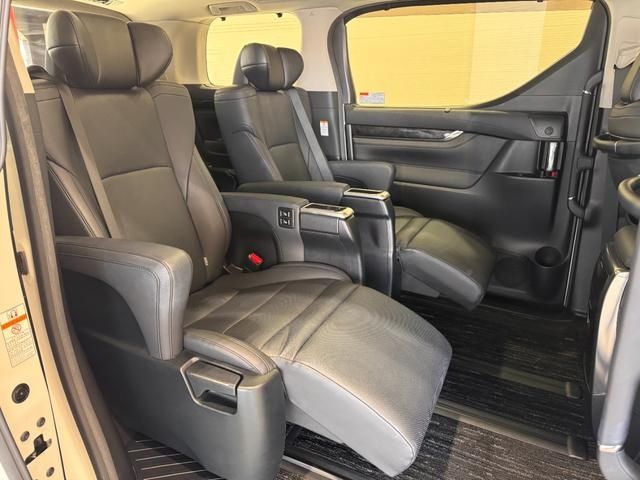 TOYOTA ALPHARD 2020 Image 31