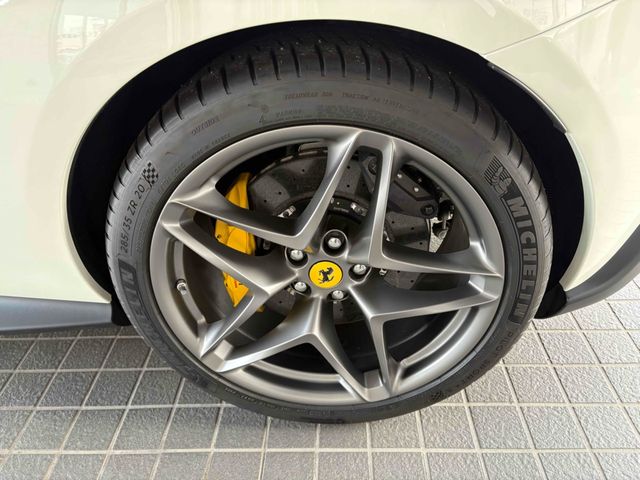 FERRARI ROMA SPIDER 2025 Image 31