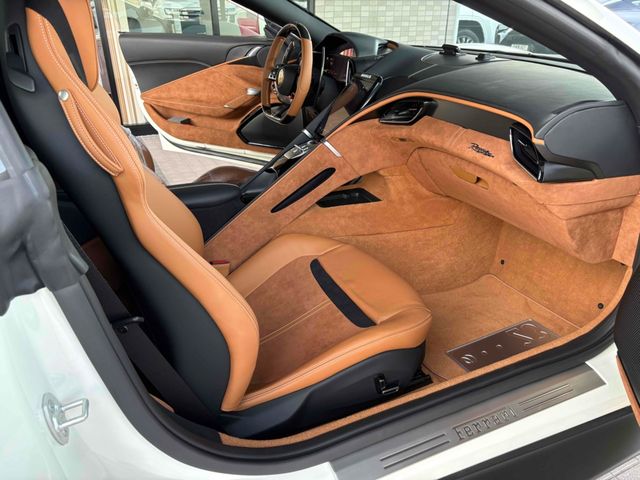 FERRARI ROMA SPIDER 2025 Image 31