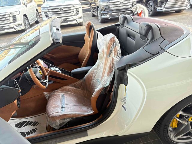 FERRARI ROMA SPIDER 2025 Image 31