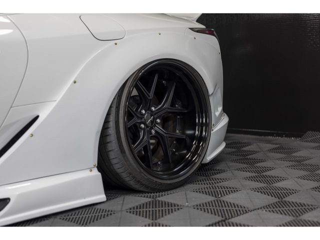 TOYOTA LEXUS LC500 2017 Image 31