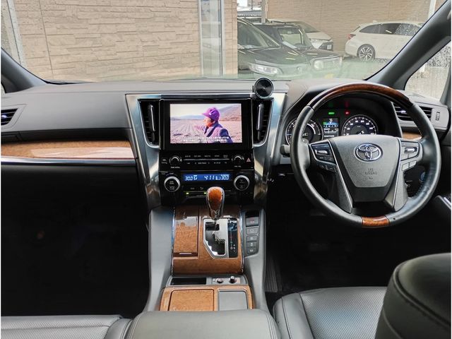 TOYOTA VELLFIRE  HYBRID 4WD 2015 Image 31