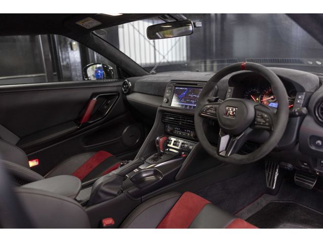 NISSAN GT-R 2021 Image 31