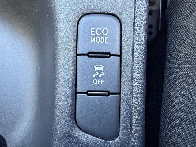 TOYOTA YARIS 2022 Image 31