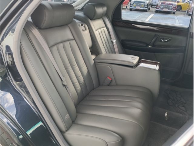 MITSUBISHI DIGNITY 2000 Image 31