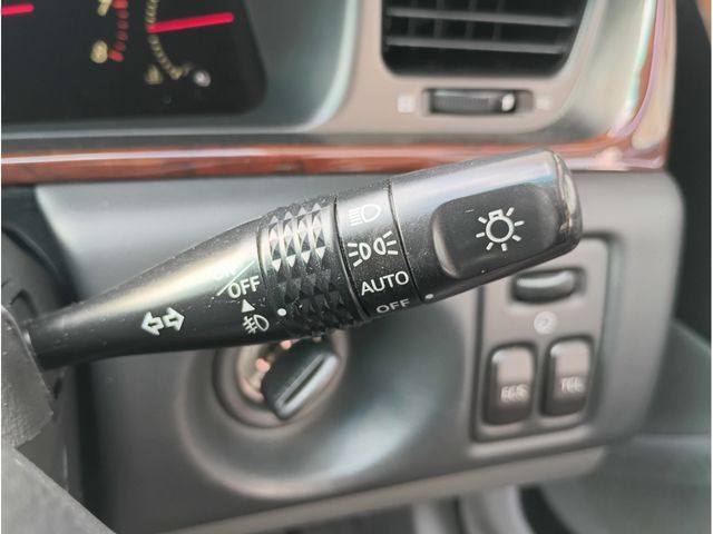 MITSUBISHI DIGNITY 2000 Image 31