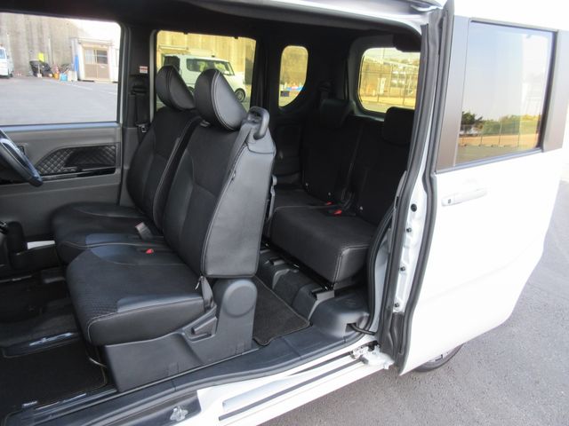 DAIHATSU TANTO CUSTOM 2020 Image 31