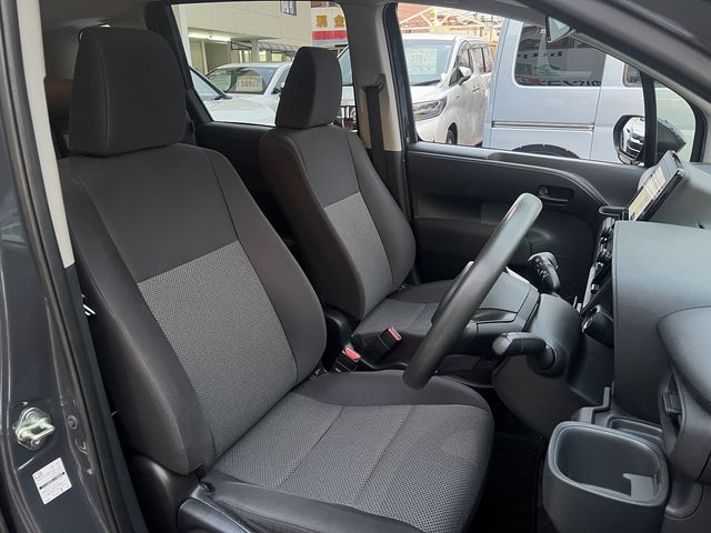 TOYOTA SIENTA HYBRID 2023 Image 31