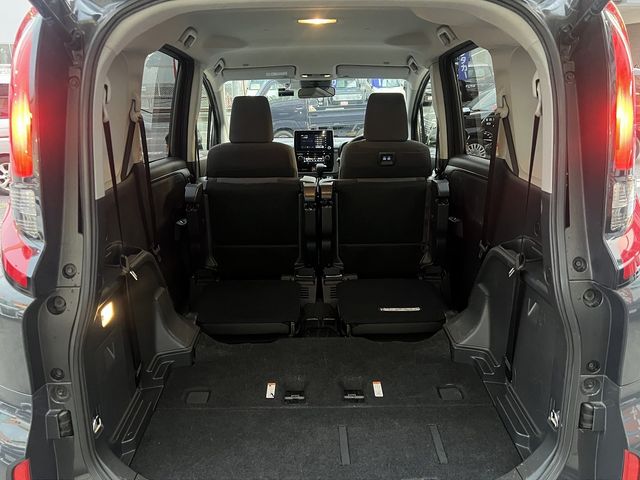 TOYOTA SIENTA HYBRID 2023 Image 31