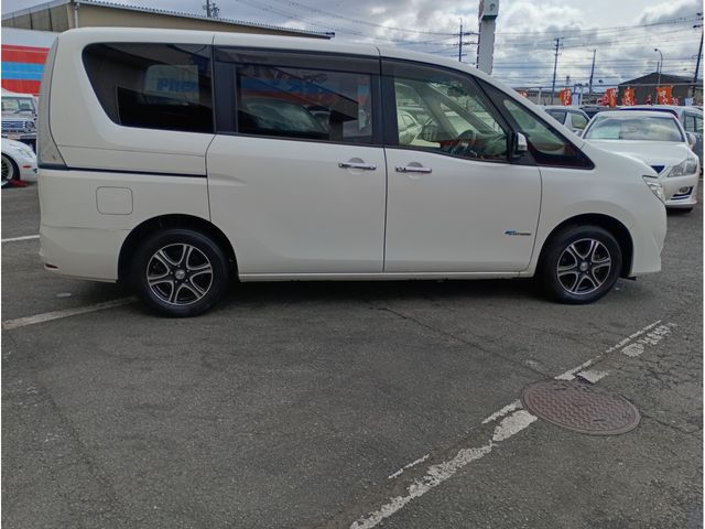 NISSAN SERENA  S-HYBRID 2015 Image 31