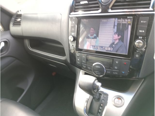 NISSAN SERENA  S-HYBRID 2015 Image 31