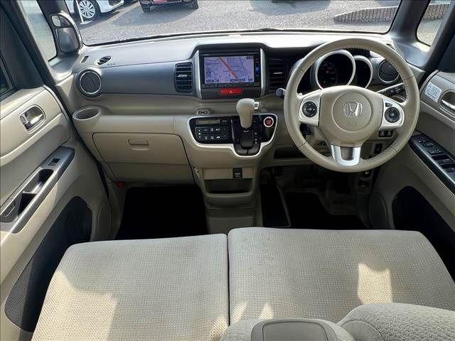 HONDA N BOX 2015 Image 31