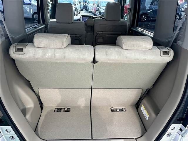 HONDA N BOX 2015 Image 31