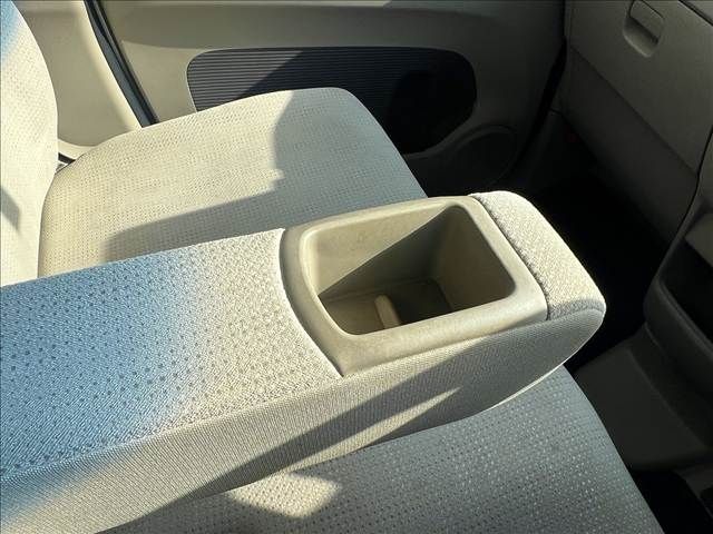 HONDA N BOX 2015 Image 31