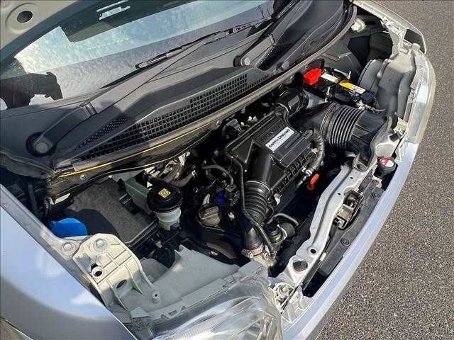 HONDA N BOX 2015 Image 31