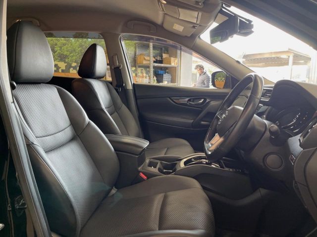 NISSAN X-TRAIL 2WD 2018 Image 31