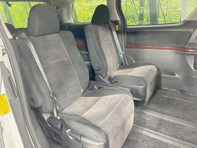 TOYOTA ALPHARD 2013 Image 31