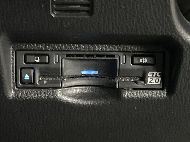 TOYOTA NOAH 2022 Image 31