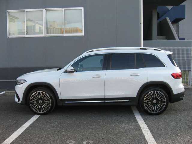 MERCEDES BENZ EQB 2024 Image 31