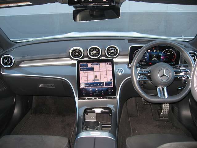 MERCEDES BENZ C CLAS 2024 Image 31