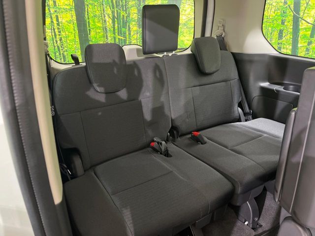 NISSAN SERENA  WG 2023 Image 31