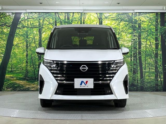NISSAN SERENA  WG 2023 Image 31