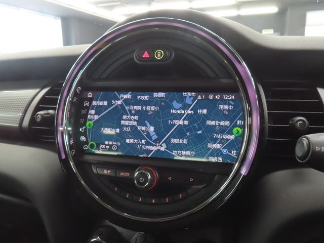 BMW MINI COOPER D 5DOOR 2019 Image 31