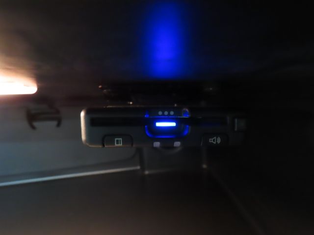 BMW MINI COOPER D 5DOOR 2019 Image 31