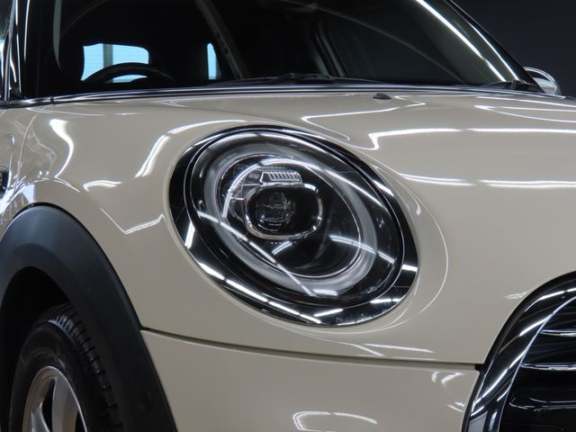 BMW MINI COOPER D 5DOOR 2019 Image 31